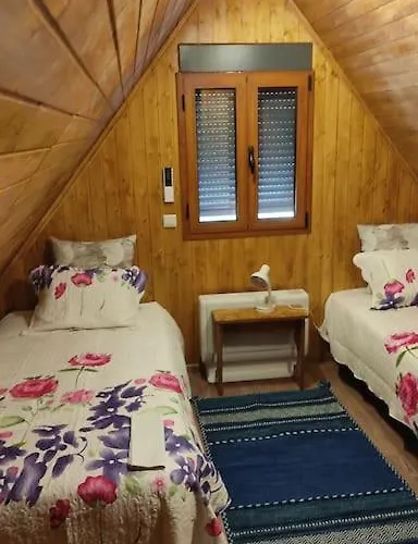 Chalet Casa Do Neto. Anexo Vale Da Ginjeira.